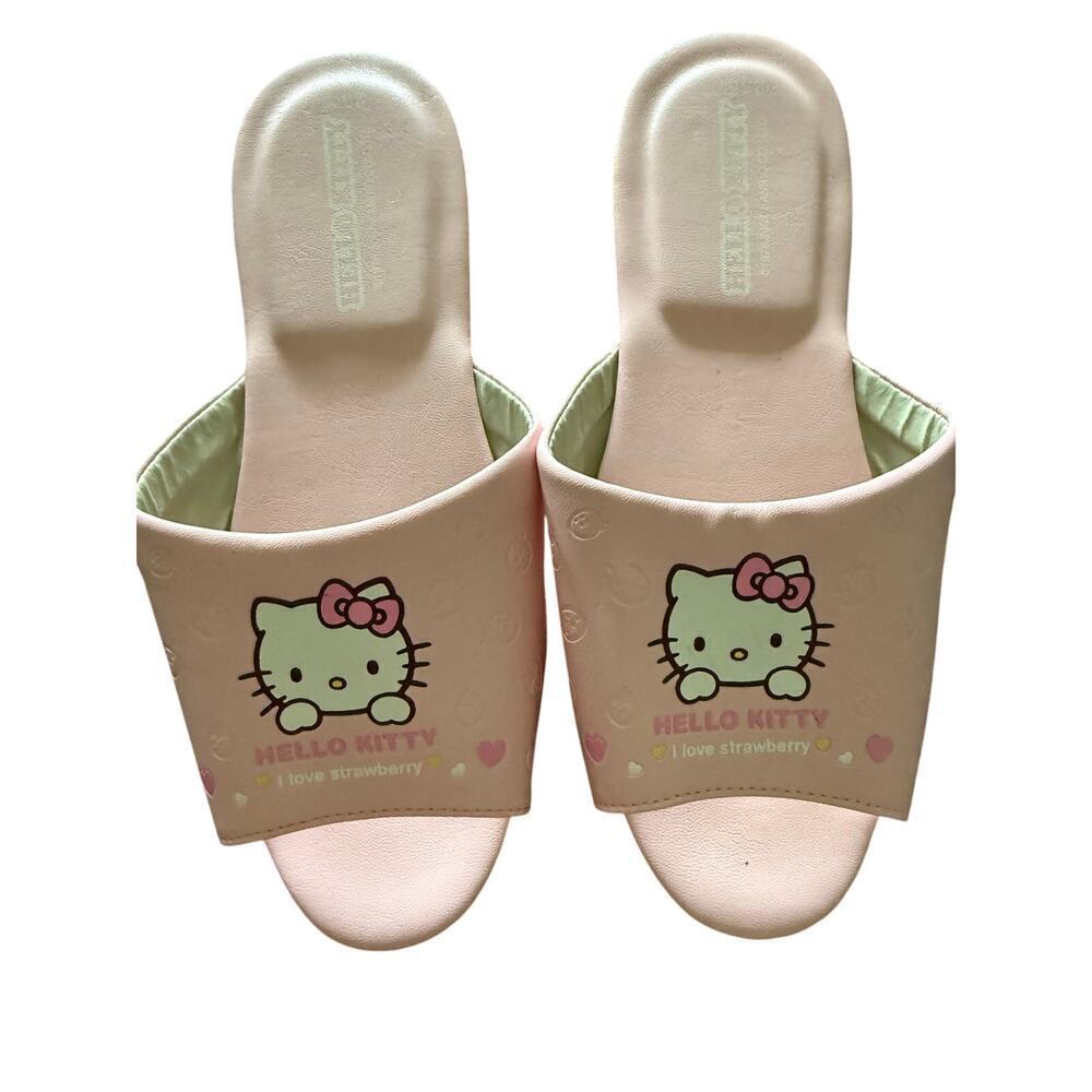 Rare Hello Kitty Pink Leather Strawberry Sandals women’s size 9